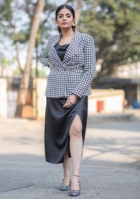 sreemukhi_ teluguvox  13